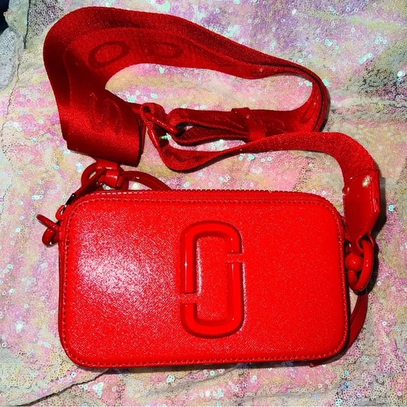 Marc Jacob’s Cherry Red Snapshot (Authentic)